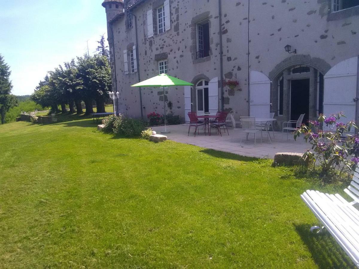 Bed and Breakfast Pierre Deluen Domaine De La Grange De Quaire Chassenon Exterior foto
